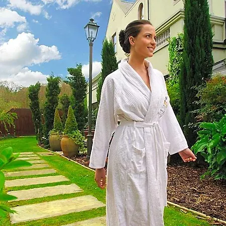 فندق The Reserve At Muckross Park 4*